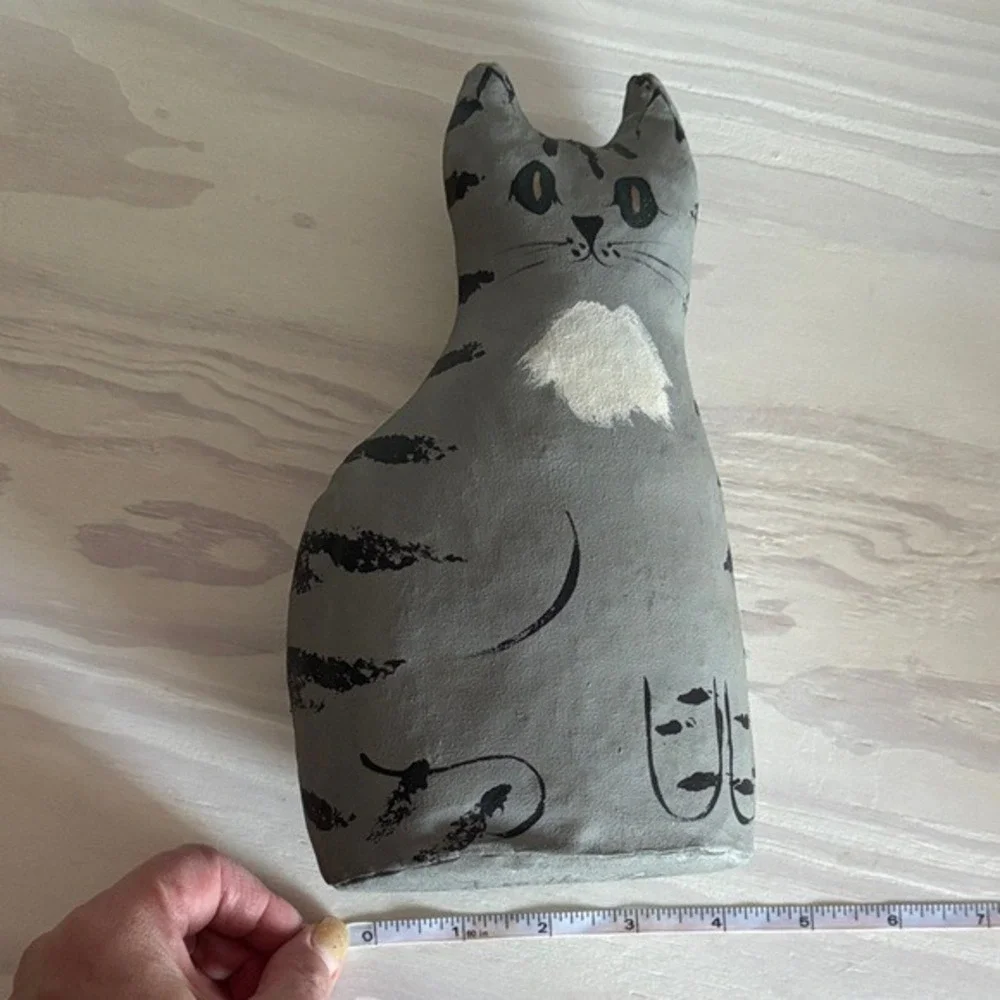 VTG‎ Toys From The Attic Gray Folk Art Cat Figurine